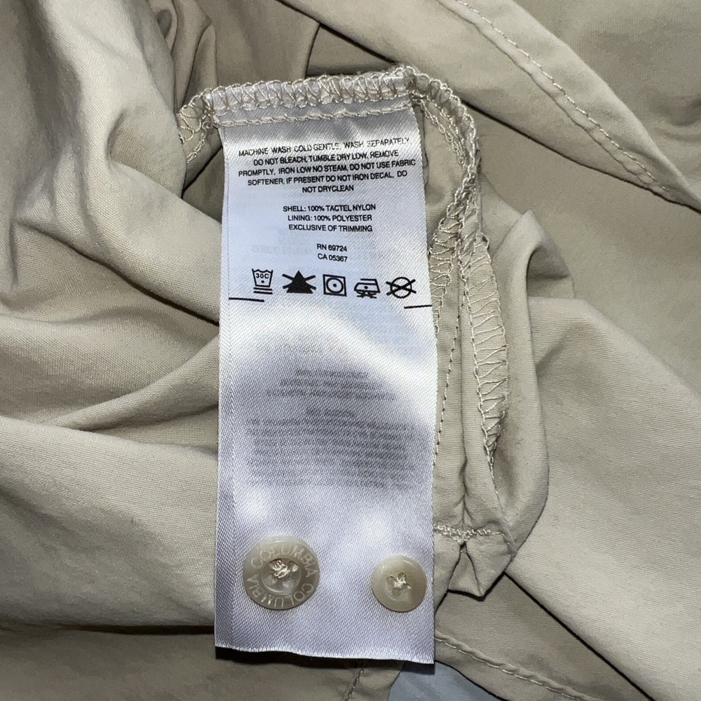 Columbia PFG Omni-Shade Fishing Shirt Mens Medium Tan Vented Long Sleeve Nylon - Picture 8 of 9